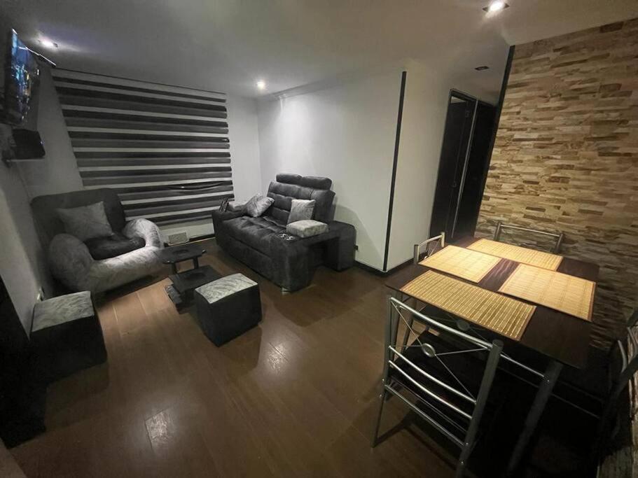 Acogedor Apto Sector Tintal Apartamento *